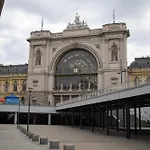 I New I Ac I Urban - Moon Appartement Budapest