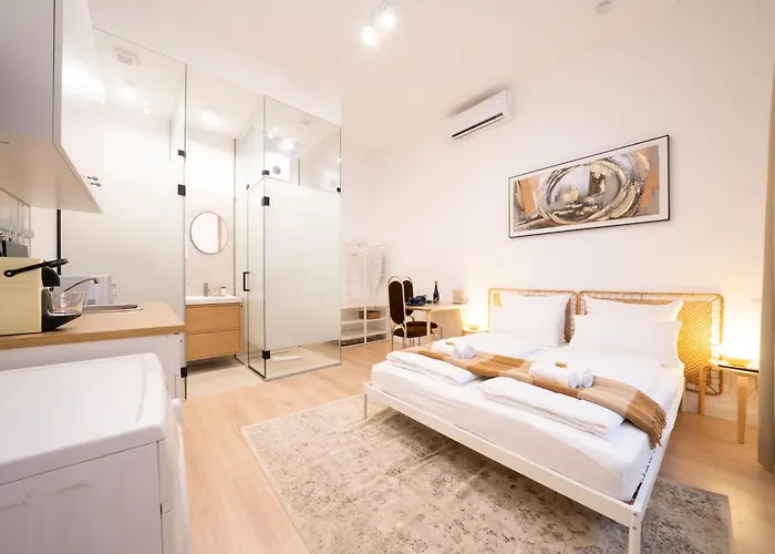 I New I Ac I Urban - Moon Apartament *