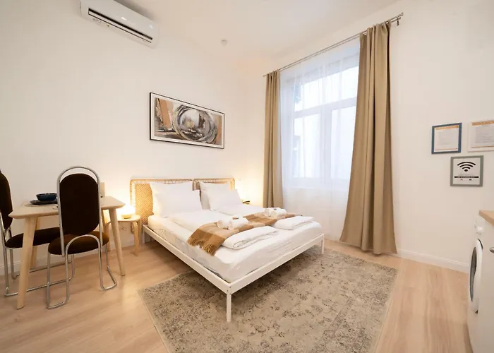 I New I Ac I Urban - Moon Apartament *